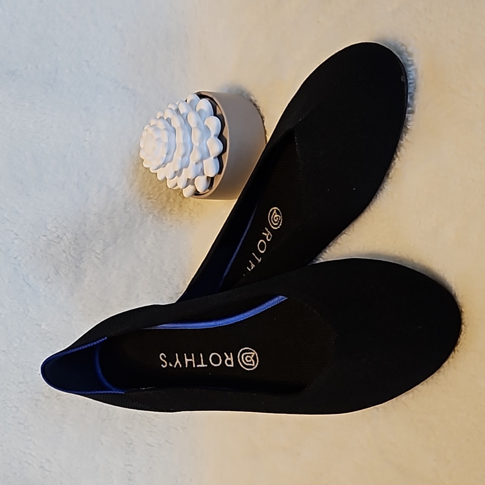 ROTHY'S "The Flat" Ballet Slip-on Shoe in "Black Solid" Sz 9.5 *EUC*